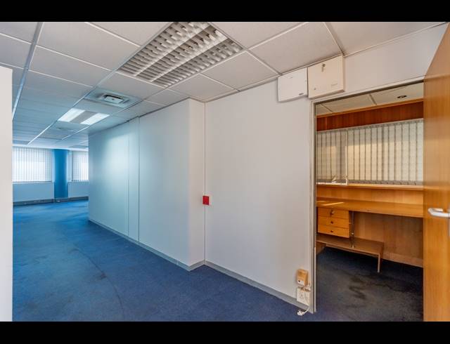 319M² OFFICE TO LET IN MUSGRAVE